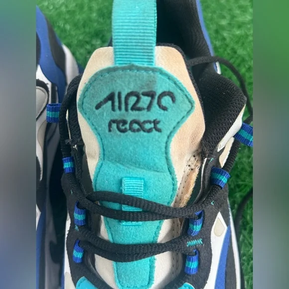 Nike Air Max 270‎ React Boys Shoes Size 6.5Y, Color: White/Black/Hyper Blue - Picture 7 of 8